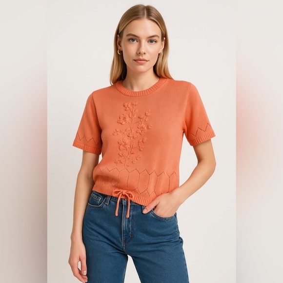 Goldie Tops - Vintage Goldie Short Sleeve Knit Tee Peachy Keen Embroidered Floral Beaded M​​​​